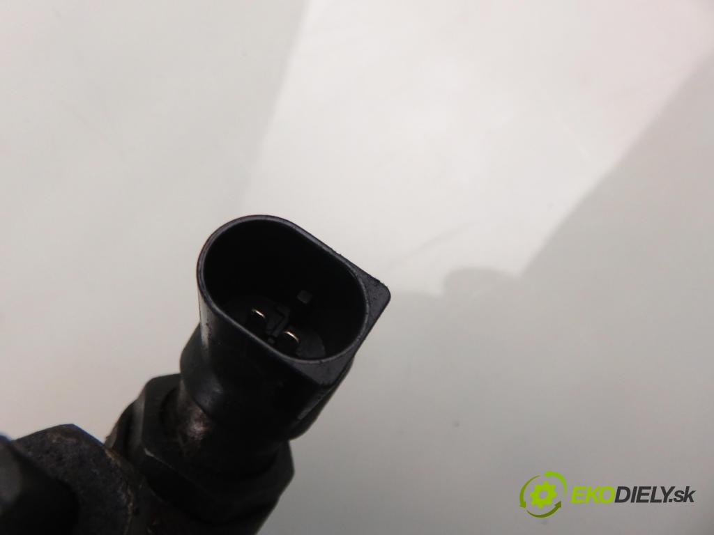 PEUGEOT PARTNER Combispace (5F) KOMBIVAN 2004 66,00 2.0 HDI - RHY (DW10TD) 1997,00 vstrekovač 9636819380 (Vstrekovač paliva)