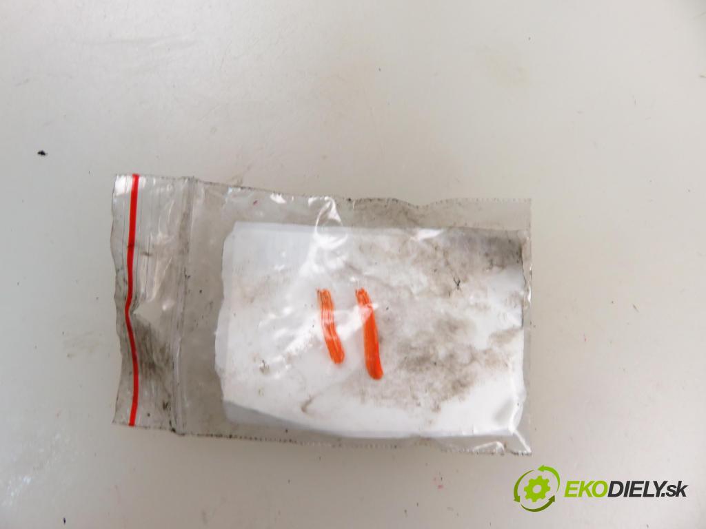 PEUGEOT PARTNER Combispace (5F) KOMBIVAN 2004 66,00 2.0 HDI - RHY (DW10TD) 1997,00 vstrekovač 9636819380 (Vstrekovač paliva)