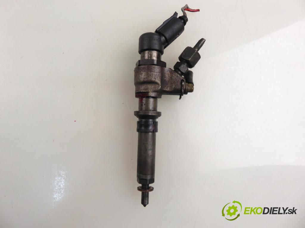 PEUGEOT PARTNER Combispace (5F) KOMBIVAN 2004 66,00 2.0 HDI - RHY (DW10TD) 1997,00 vstrekovač 9636819380 (Vstrekovač paliva)