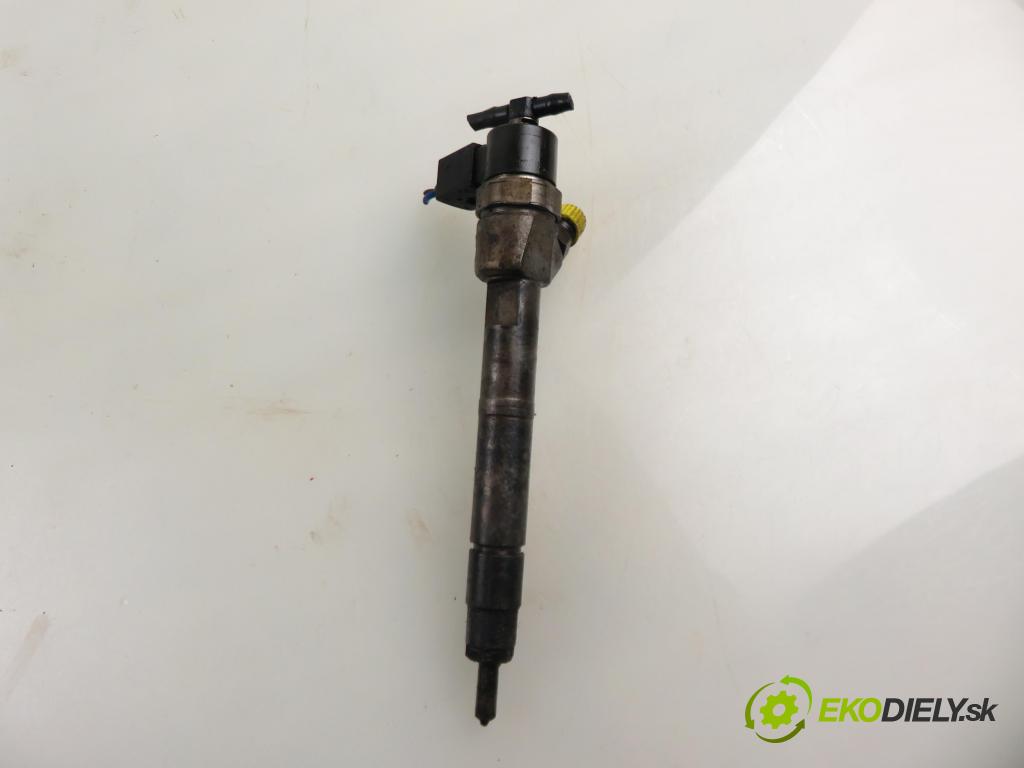 MERCEDES-BENZ VITO Autobus (638) BUS 2001 90,00 112 CDI 2.2 122  - OM 611.980 2151,00 vstrekovač 0445110035 ; 6130700187 (Vstrekovač paliva)