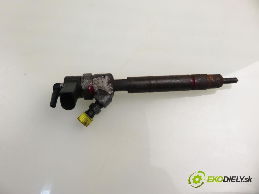 MERCEDES-BENZ VITO Autobus (638) BUS 2001 90,00 112 CDI 2.2 122  - OM 611.980 2151,00 vstrekovač 0445110035 ; 6130700187 (Vstrekovač paliva)