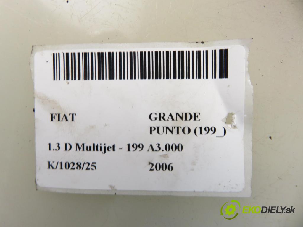 FIAT GRANDE PUNTO (199_) HB 2006 66,00 1.3 D Multijet 90 - 199 A3.000 1248,00 Riadiaca jednotka Motor 51781568