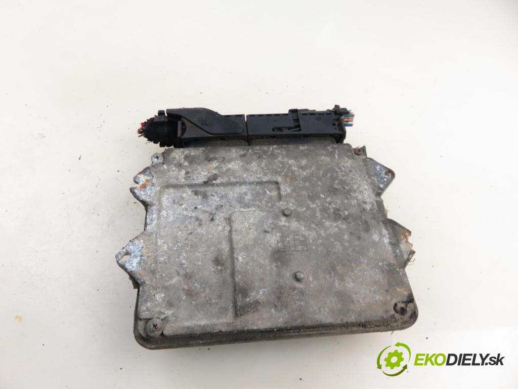 FIAT GRANDE PUNTO (199_) HB 2006 66,00 1.3 D Multijet 90 - 199 A3.000 1248,00 Riadiaca jednotka Motor 51781568