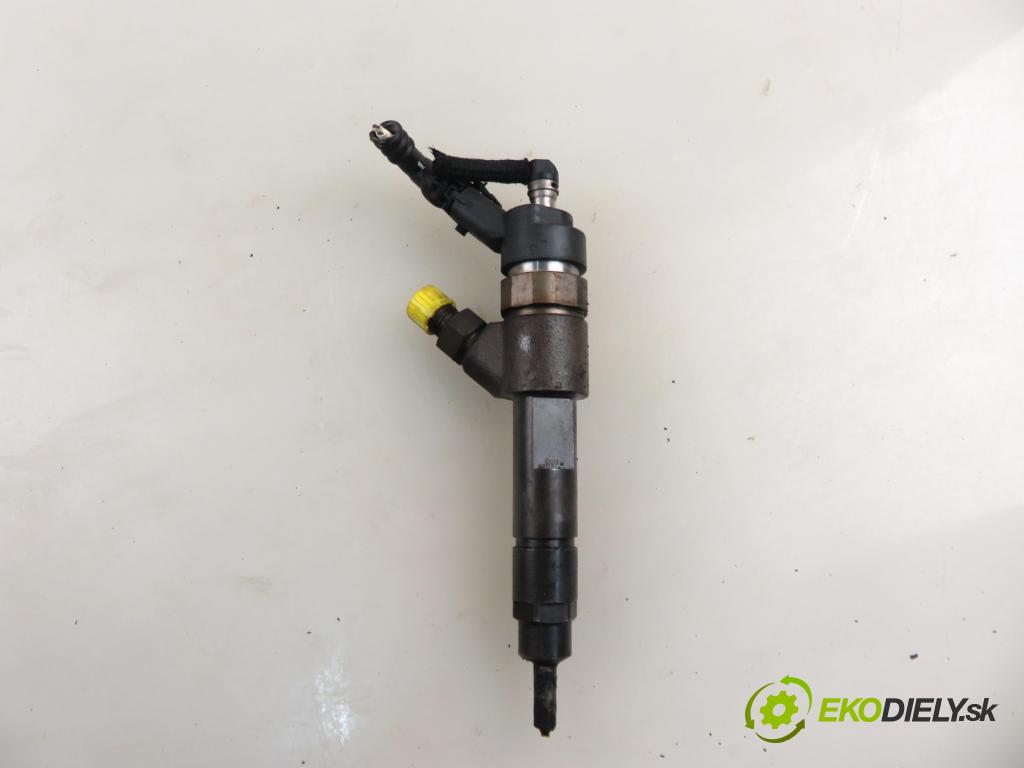 FIAT DUCATO Platforma / podwozie (244_) KABINA/PLATFORMA 2005 94,00 2.8 JTD 2798,00 vstrekovač 0445120002 (Vstrekovač paliva)