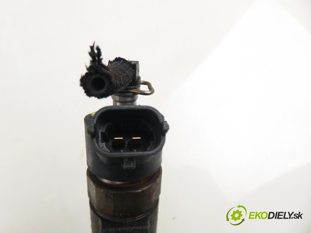 FIAT DUCATO Platforma / podwozie (244_) KABINA/PLATFORMA 2005 94,00 2.8 JTD 2798,00 vstrekovač 0445120002 (Vstrekovač paliva)