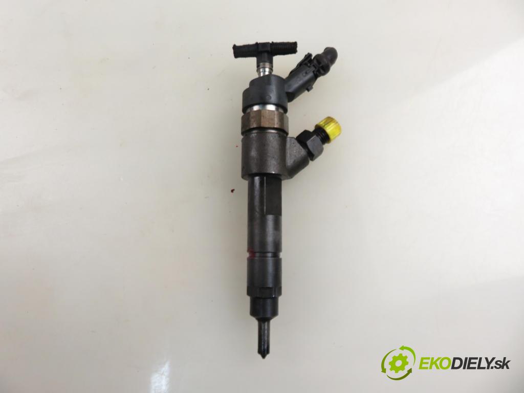 FIAT DUCATO Platforma / podwozie (244_) KABINA/PLATFORMA 2005 94,00 2.8 JTD 2798,00 vstrekovač 0445120002 (Vstrekovač paliva)