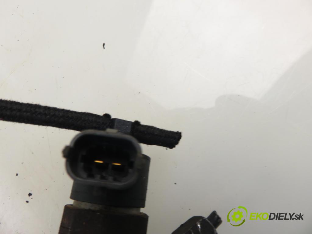 OPEL COMBO C FURGON 2007 55,00 1.3 CDTI 16V - Z 13 DTJ 1248,00 vstrekovač 0445110183 (Vstrekovač paliva)