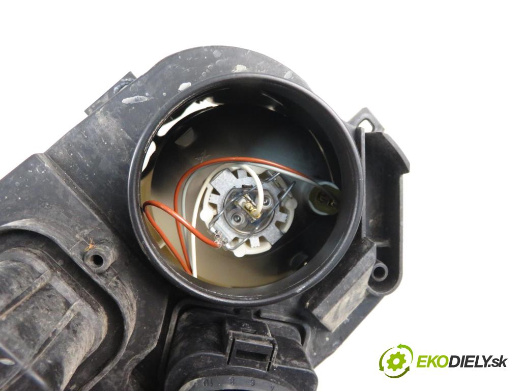 VW POLO (9N_) HB 2004 40,00 1.2 - BMD 1198,00 Svetlo PP 0301190202