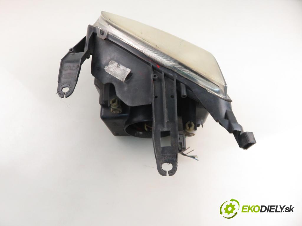FORD FUSION (JU_) HB 2004 59,00 1.4 - FXJA 1388,00 Svetlo PP 24689800R