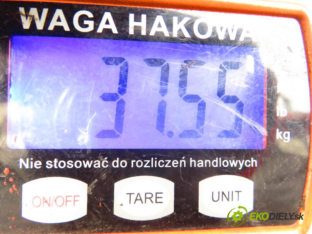 TOYOTA YARIS (_P1_) HB 2004 50,00 1.0 VVT- i 68 - 1SZ-FE 998,00 výztuha zadní část ABS