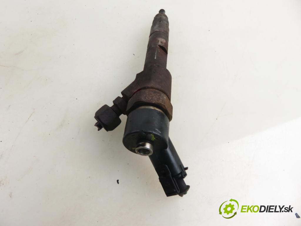 RENAULT TRAFIC II Autobus (JL) BUS 2004 74,00 1.9 dCI 100 (JL0C) - F9Q 760 1870,00 vstrekovač 8200238528 ; 0445110146 (Vstrekovač paliva)