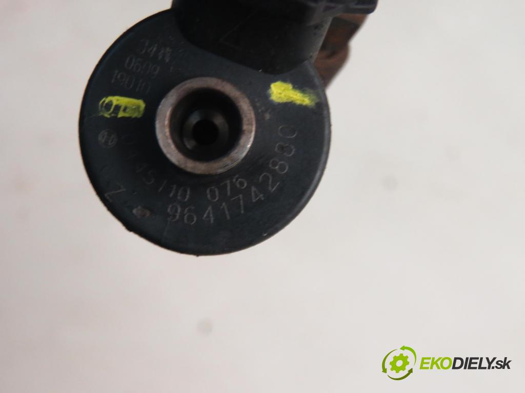 FIAT DUCATO (230_) FURGON 2002 62,00 2.0 JTD - RHV (DW10) 1997,00 vstrekovač 0445110076 ; 9641742880 (Vstrekovač paliva)