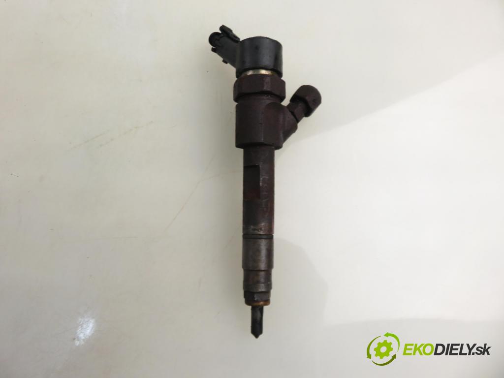 RENAULT TRAFIC II Autobus (JL) BUS 2004 74,00 1.9 dCI 100 (JL0C) - F9Q 760 1870,00 vstrekovač 8200238528 ; 0445110146 (Vstrekovač paliva)