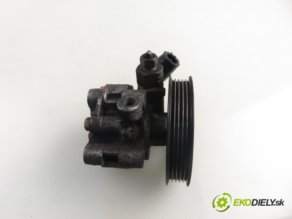 TOYOTA COROLLA Verso (_E12_) MINIVAN 2003 66,00 2.0 D-4D (CDE120_) - 1CD-FTV 1995,00 Pumpa servočerpadlo  (Servočerpadlo)