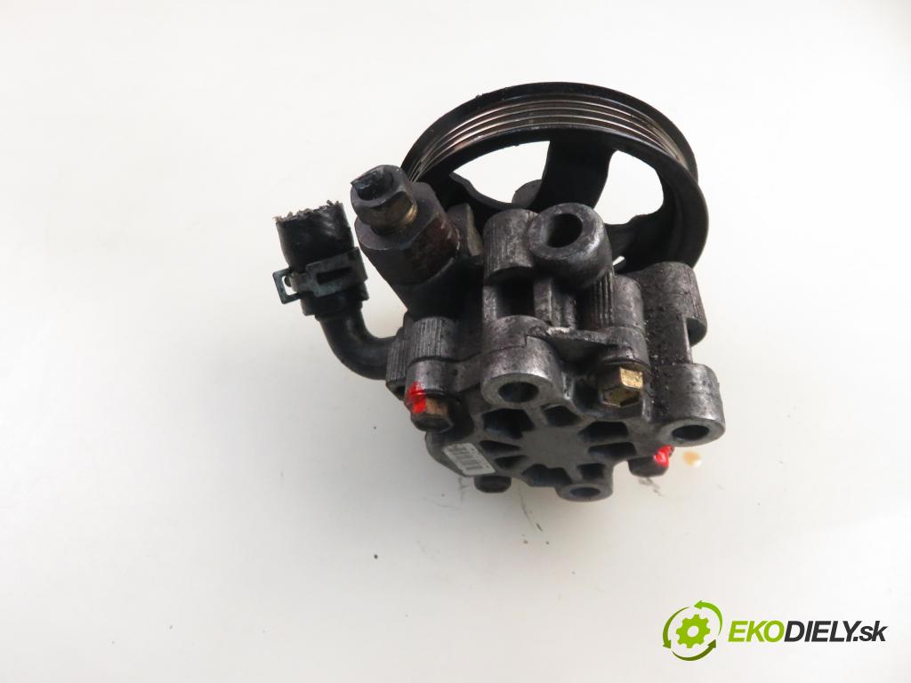 TOYOTA COROLLA Verso (_E12_) MINIVAN 2003 66,00 2.0 D-4D (CDE120_) - 1CD-FTV 1995,00 Pumpa servočerpadlo  (Servočerpadlo)