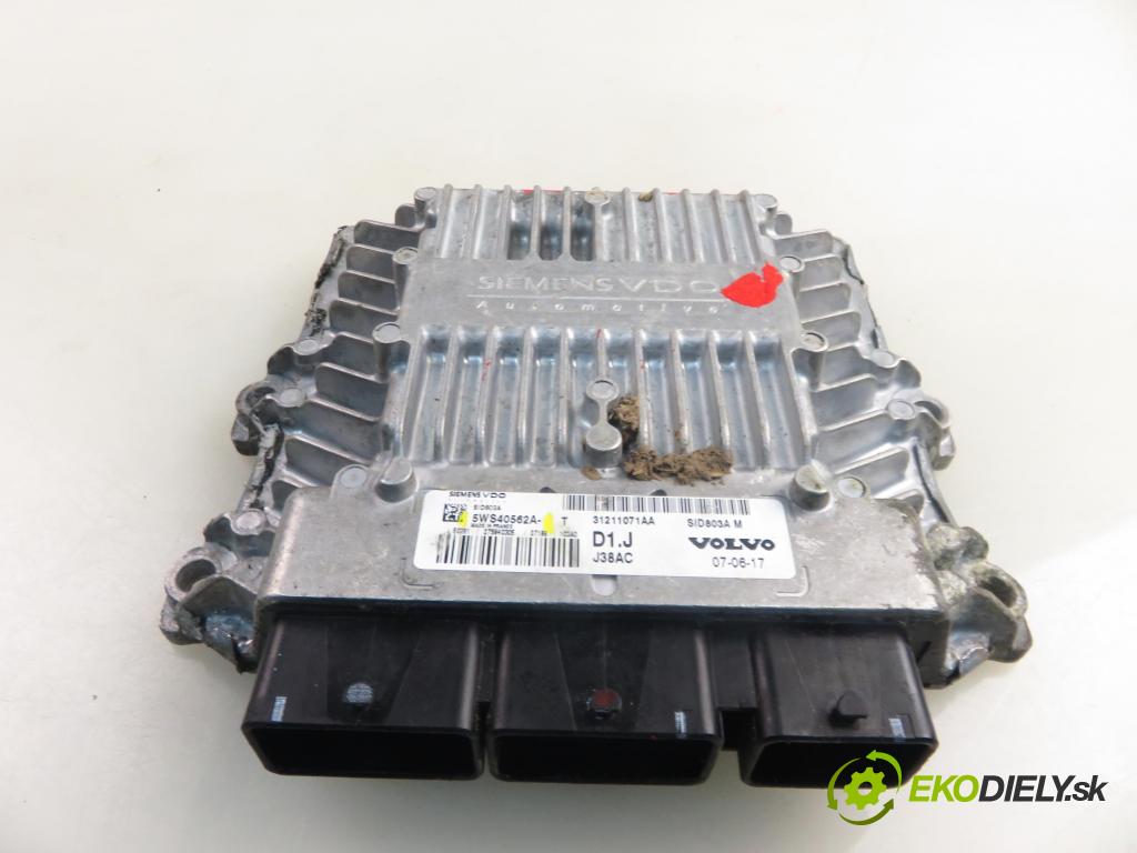 VOLVO S40 II (MS) SEDAN 2008 100,00 2.0 D - D 4204 T 1997,00 Riadiaca jednotka Motor 5WS40562A ; 31211071AA