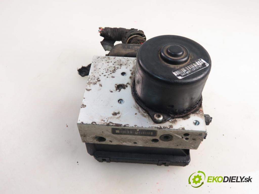 VW BORA (1J2) SEDAN 1998 110,00 2.3 V5 - AGZ 2324,00 Pumpa ABS 1J0907379S ; 10094703053 (Pumpa ABS)