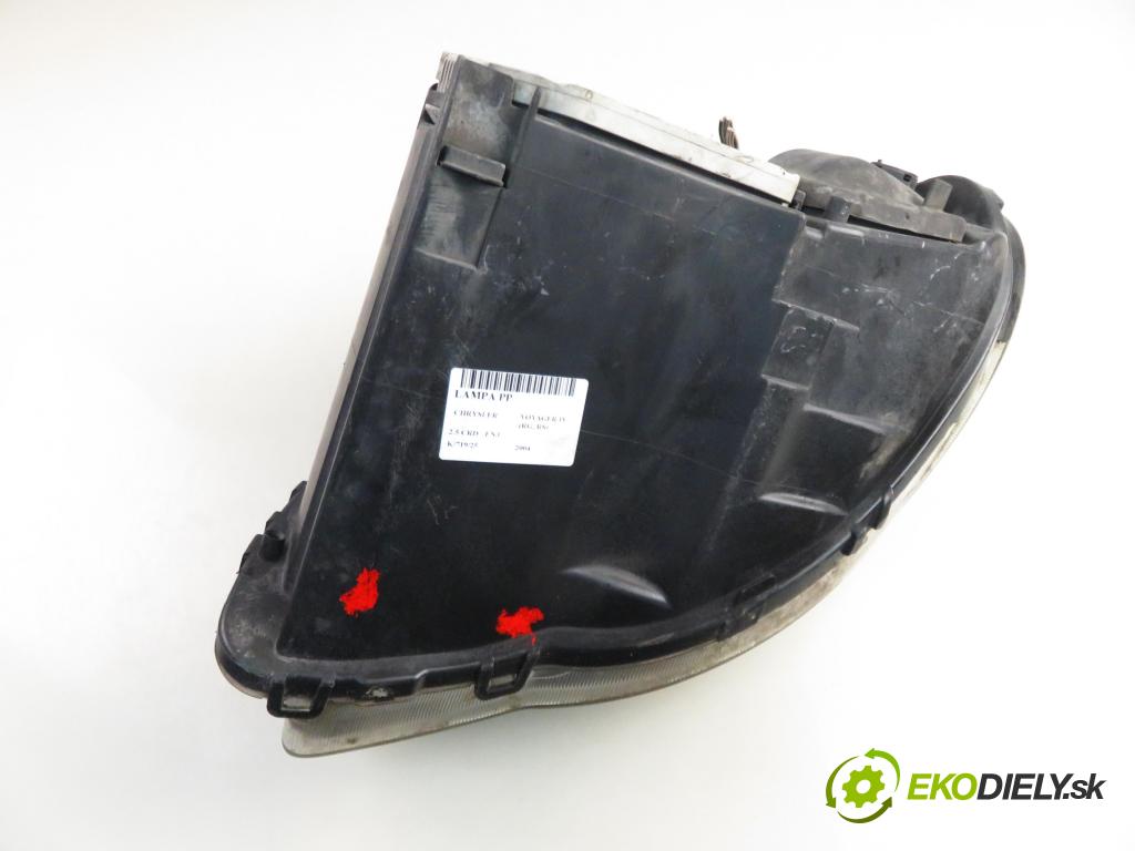 CHRYSLER VOYAGER IV (RG, RS) MINIVAN 2004 105,00 2.5 CRD 143 - ENJ 2499,00 Svetlo PP