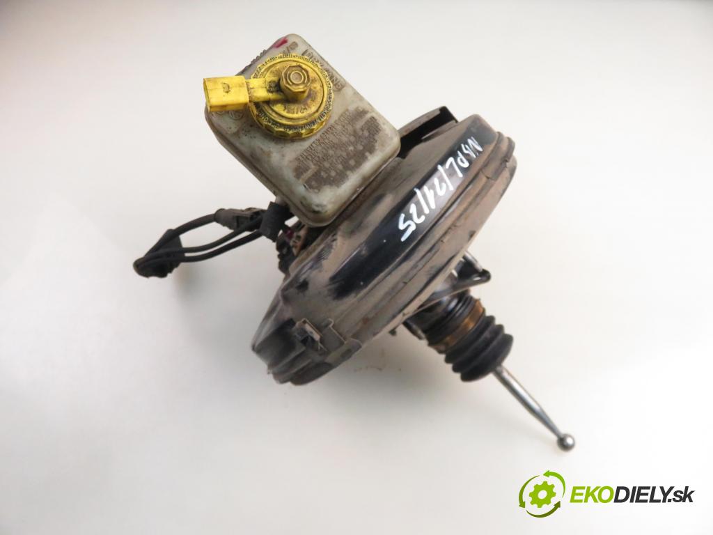 VW BORA (1J2) SEDAN 1998 110,00 2.3 V5 - AGZ 2324,00 Posilovač 1J1614205A ; 03786404024 (Servočerpadlo)