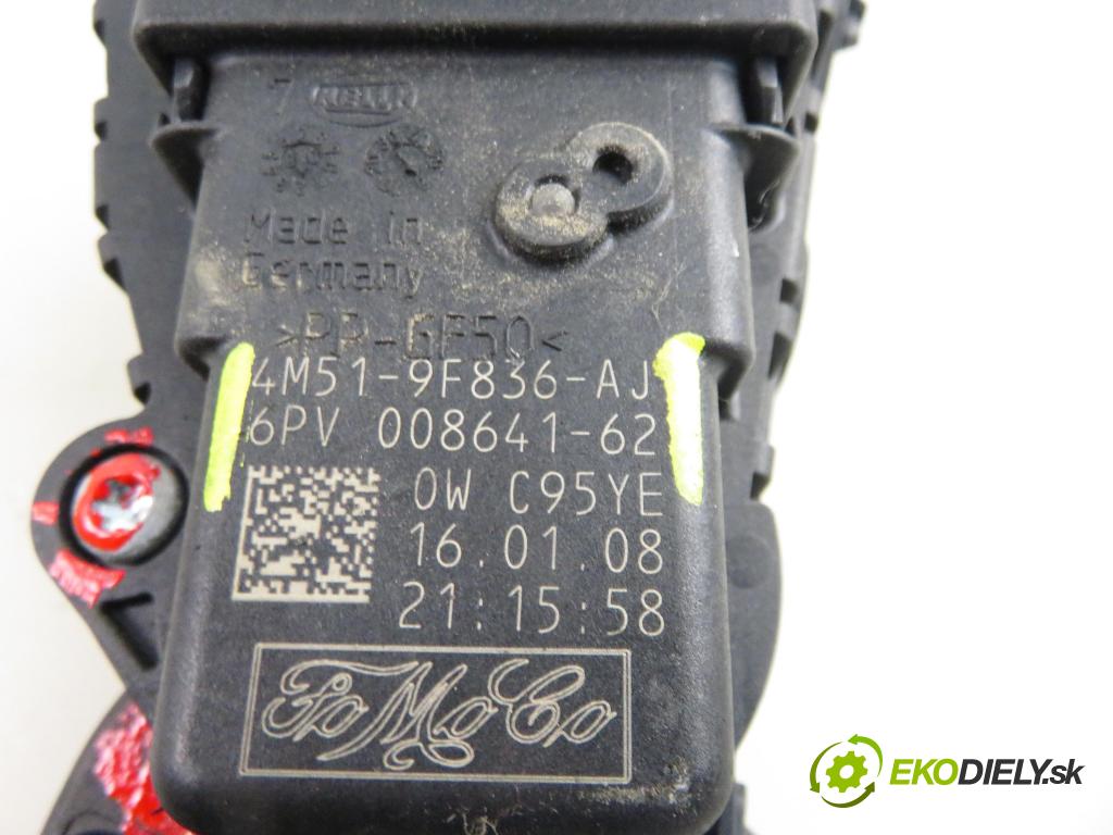 FORD FOCUS II sedan (DB_, FCH, DH) SEDAN 2008 74,00 1.6 - SHDA 1596,00 Potenciometer plynu 4M519F836AJ ; 6PV00864162 (Potenciometer plynového pedálu)