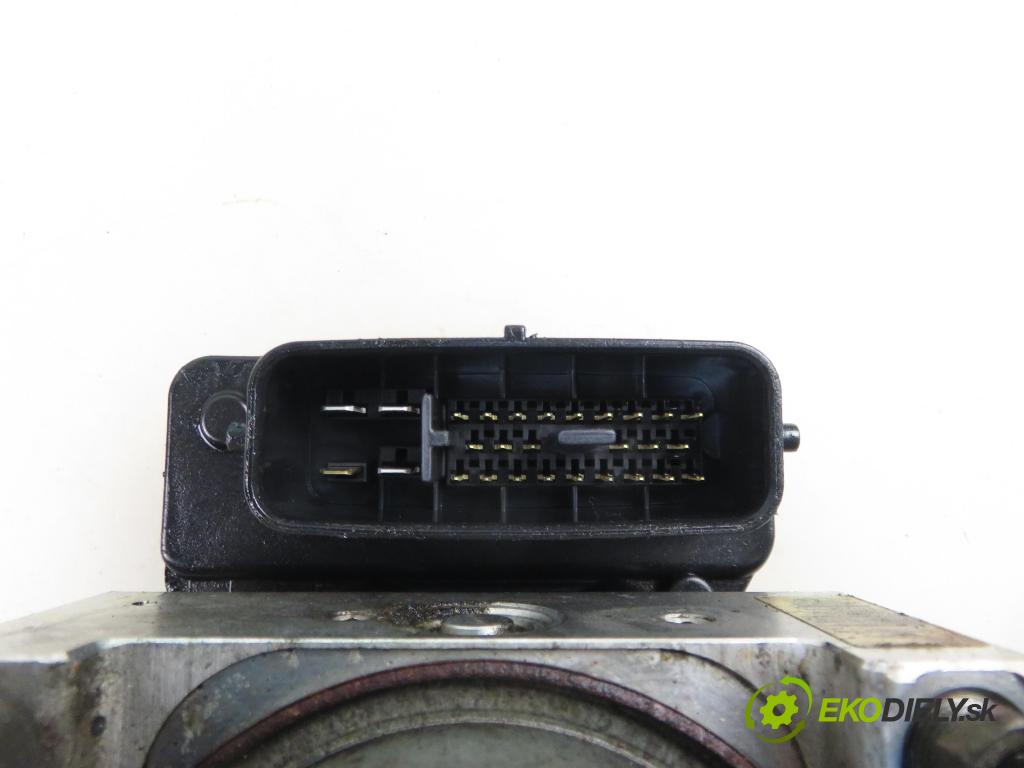 MITSUBISHI OUTLANDER I (CU_W) SUV 2003 100,00 2.0 4WD (CU2W) - 4G63 (DOHC 16V) 1997,00 Pumpa ABS MB44WDE34081 ; MN102311 (Pumpa ABS)