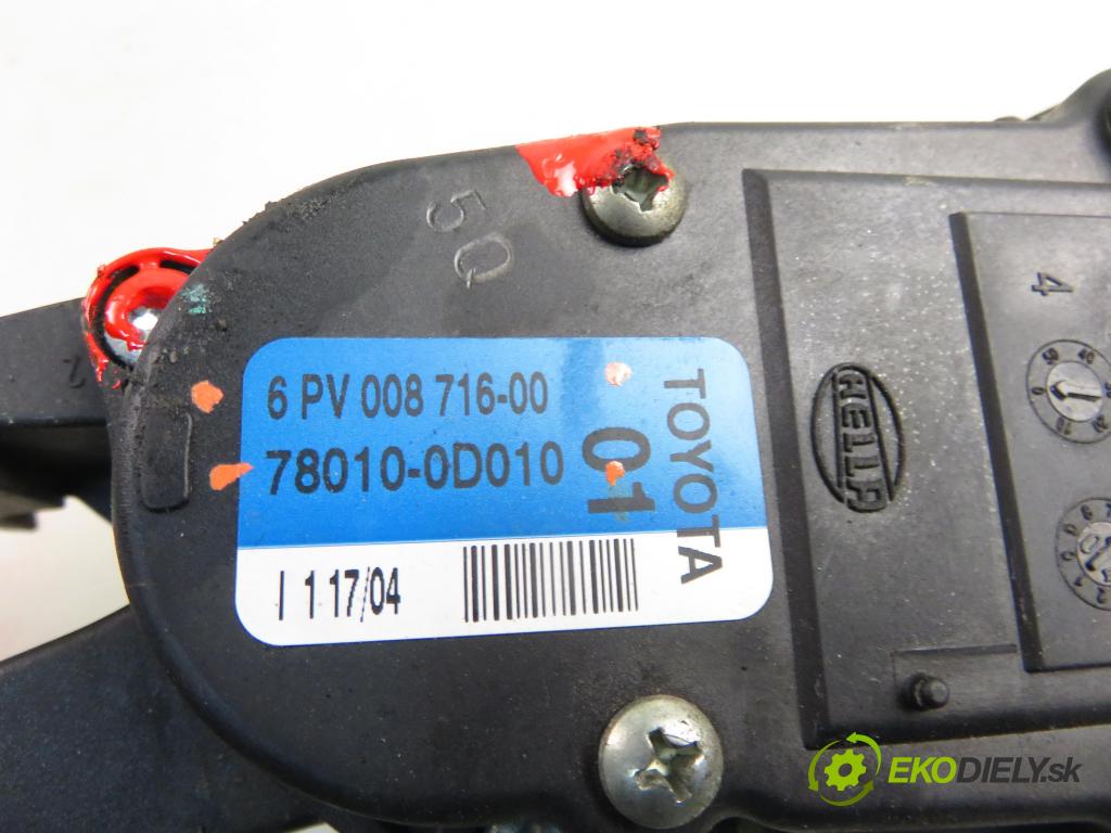 TOYOTA YARIS (_P1_) HB 2004 55,00 1.4 D-4D (NLP10_) - 1ND-TV 1364,00 Potenciometer plynu 6PV00871600 ; 780100D010 (Potenciometer plynového pedálu)