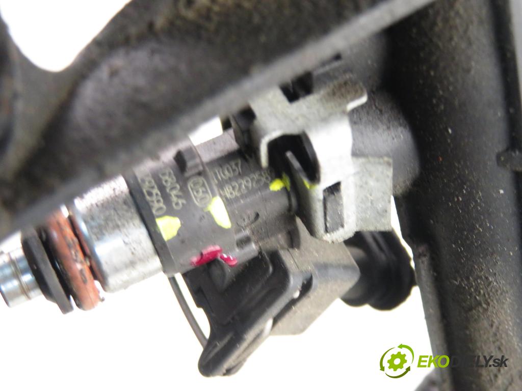 RENAULT CLIO III (BR0/1, CR0/1) HB 2006 55,00 1.2 16V 75 - D4F 740 1149,00 Lišta vstrekovacia 8200286064 ; 8200292590 ; H82292589 (Vstrekovacia lišta)