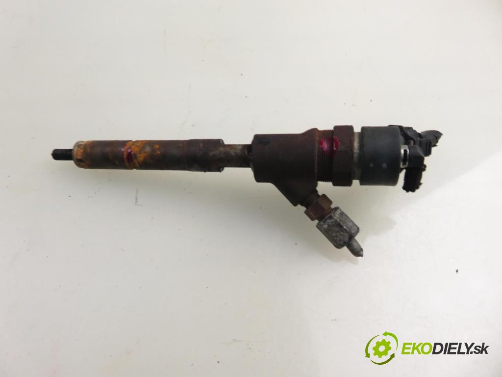 TOYOTA YARIS (_P1_) HB 2004 55,00 1.4 D-4D (NLP10_) - 1ND-TV 1364,00 vstřikovač 0445110214 ; 236700N020 (Vstřikovač paliva)