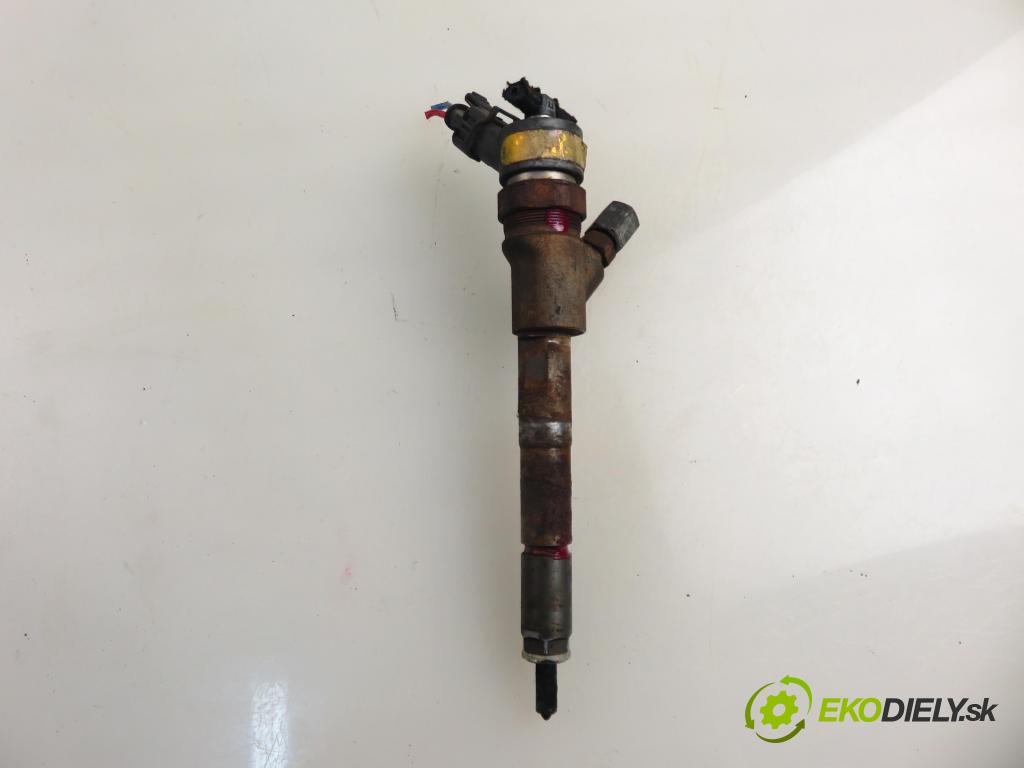 TOYOTA YARIS (_P1_) HB 2004 55,00 1.4 D-4D (NLP10_) - 1ND-TV 1364,00 vstřikovač 0445110214 ; 236700N020 (Vstřikovač paliva)