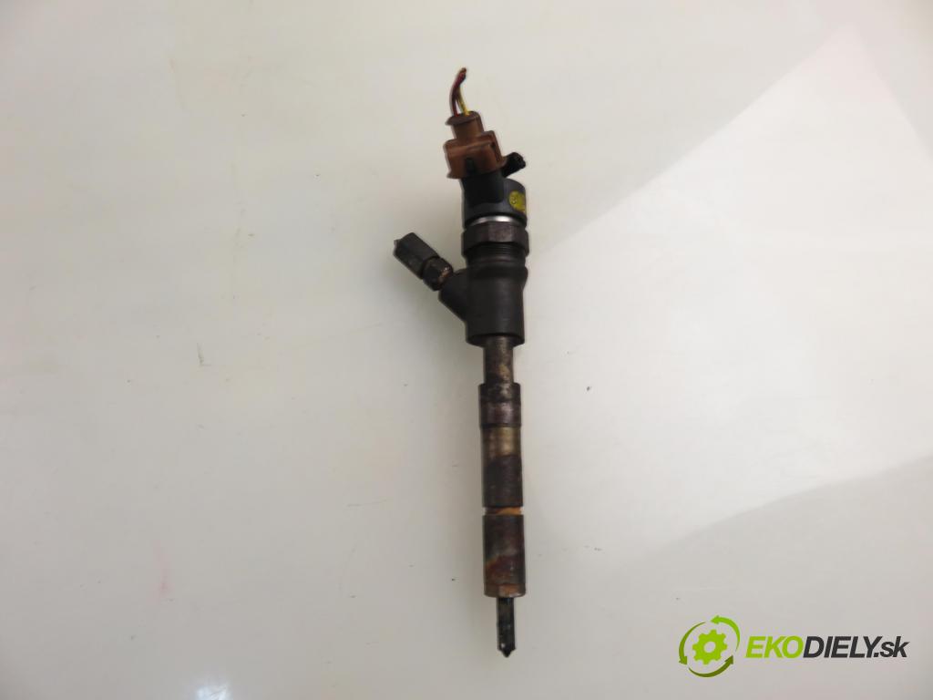 TOYOTA YARIS (_P1_) HB 2004 55,00 1.4 D-4D (NLP10_) - 1ND-TV 1364,00 vstřikovač 0445110214 ; 236700N020 (Vstřikovač paliva)