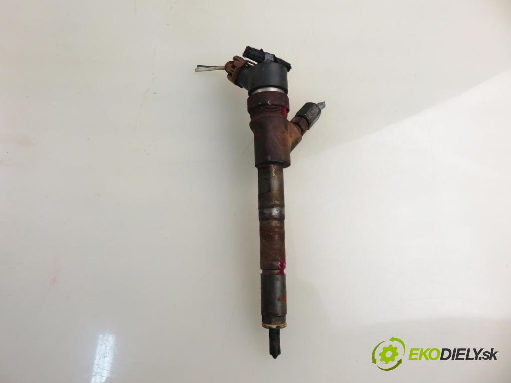 TOYOTA YARIS (_P1_) HB 2004 55,00 1.4 D-4D (NLP10_) - 1ND-TV 1364,00 vstrekovač 0445110214 ; 236700N020 (Vstrekovač paliva)