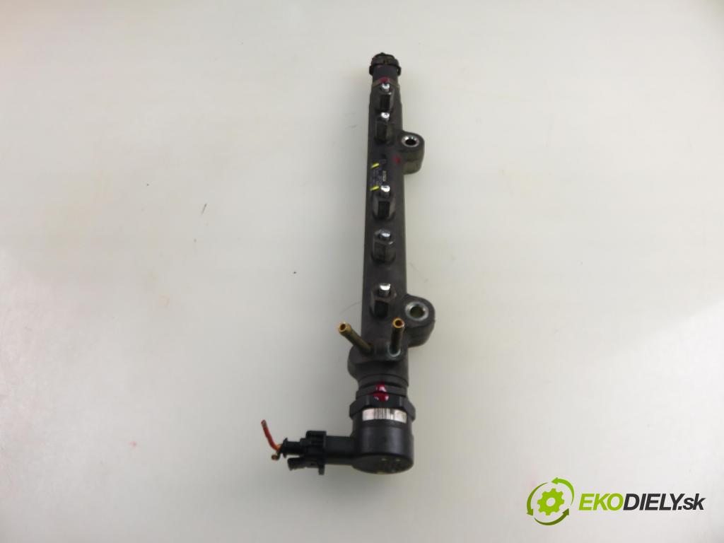 TOYOTA YARIS (_P1_) HB 2004 55,00 1.4 D-4D (NLP10_) - 1ND-TV 1364,00 Lišta vstrekovacia 232800N010 ; 238100N010 ; 0445214046 (Vstrekovacia lišta)