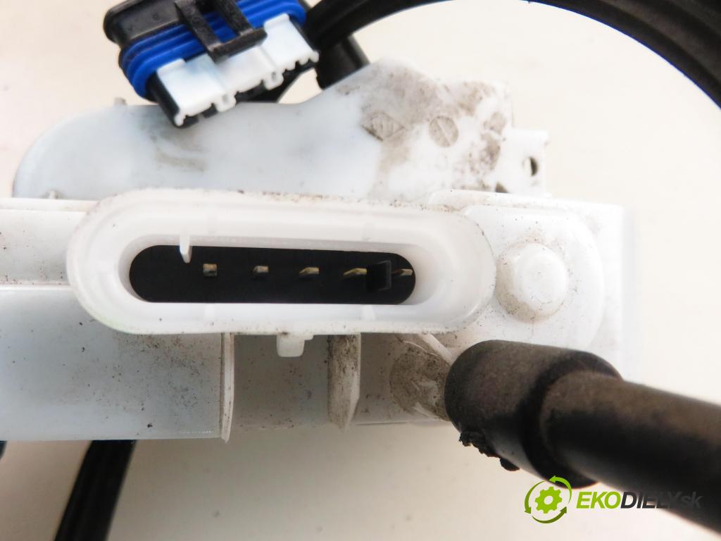 CITROEN C2 (JM_) HB 2004 50,00 1.4 - KFV (TU3JP) 1360,00 zámok 