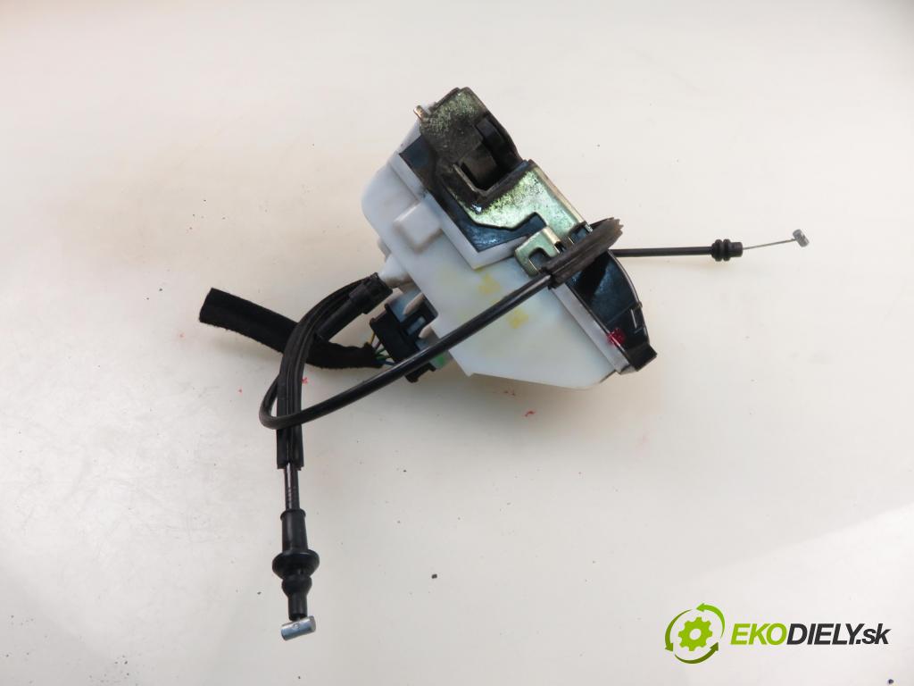 CITROEN C2 (JM_) HB 2004 50,00 1.4 - KFV (TU3JP) 1360,00 zámok