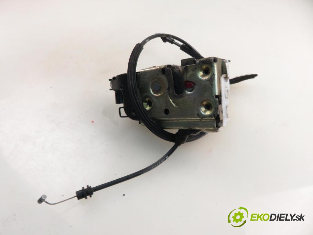 CITROEN C2 (JM_) HB 2004 50,00 1.4 - KFV (TU3JP) 1360,00 zámok