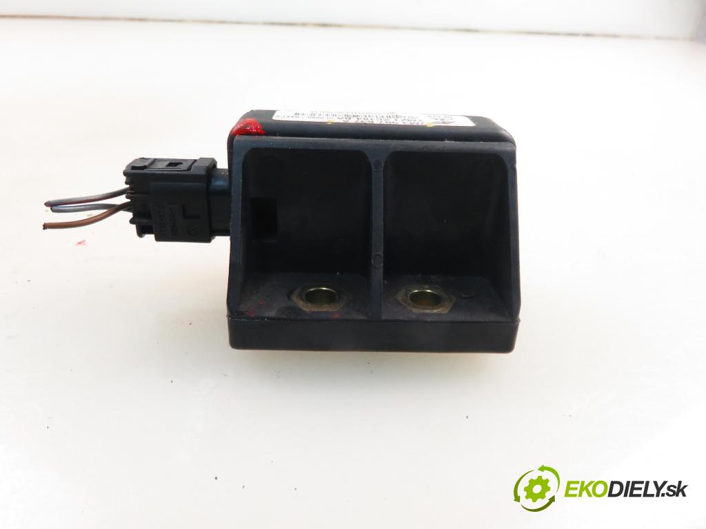 VW SHARAN (7M8, 7M9, 7M6) MINIVAN 2002 85,00 1.9 TDI PD 115 - AUY 1896,00 snímač ESP 7M3907637A ; YM212184BA