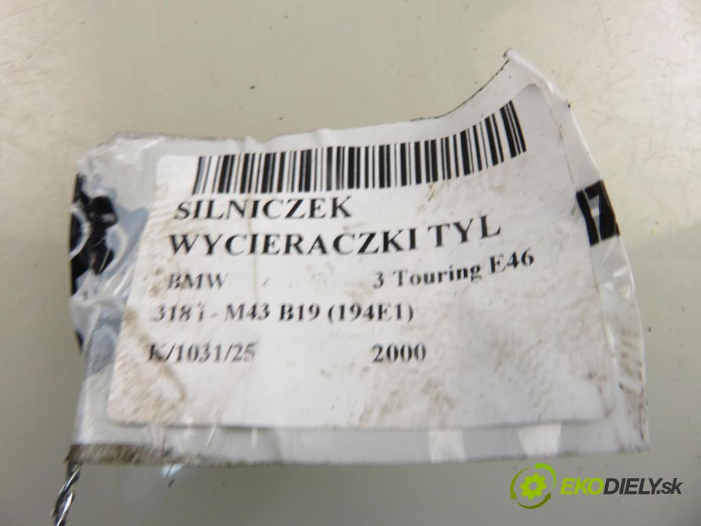 BMW 3 Touring (E46) KOMBI 2000 87,00 318 i - M43 B19 (194E1) 1895,00 motorek stěrače ZADNÍ: 1397020117 ; 8220774