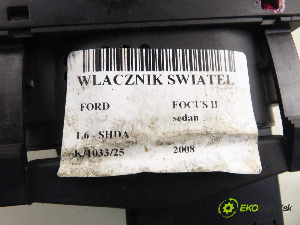 FORD FOCUS II sedan (DB_, FCH, DH) SEDAN 2008 74,00 1.6 - SHDA 1596,00 přepínač světla 7M5T13A024EA