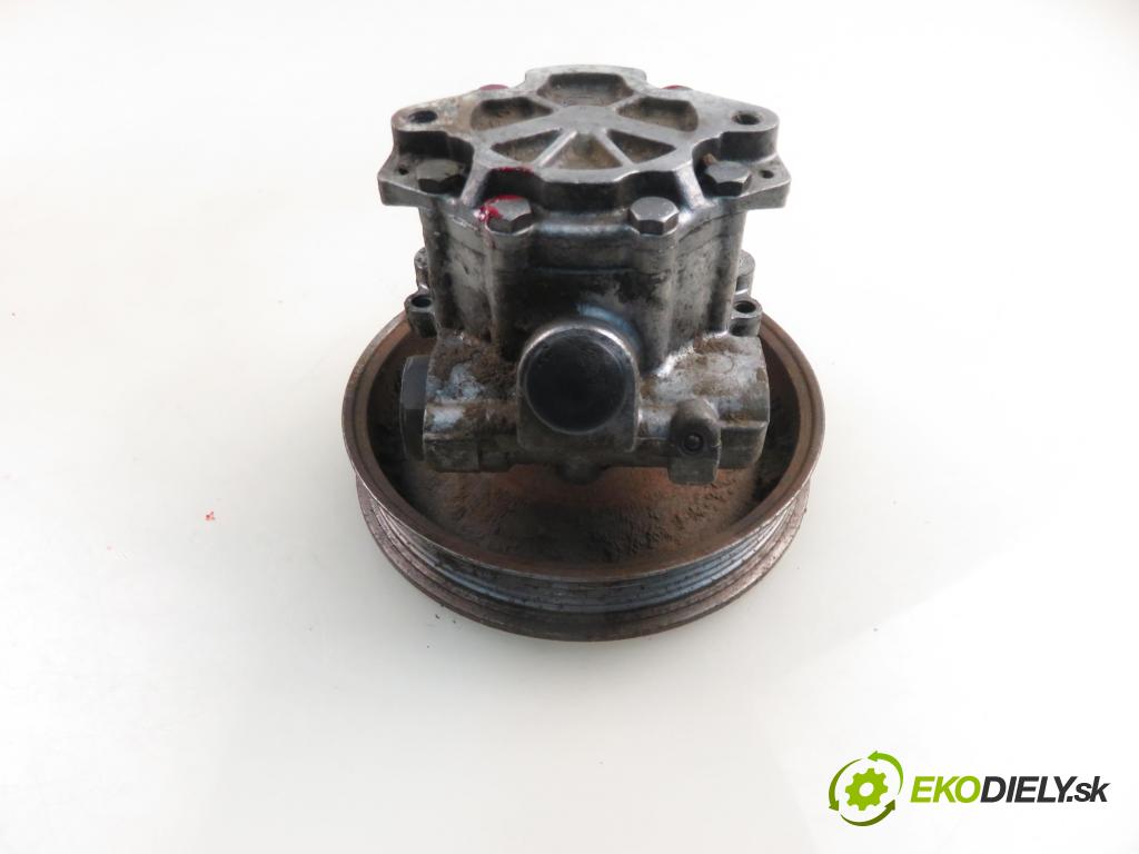 VW TRANSPORTER IV Skrzynia (70XA) BUS 1995 57,00 2.4 D 78 - AAB 2370,00 Pumpa servočerpadlo  (Servočerpadlo)