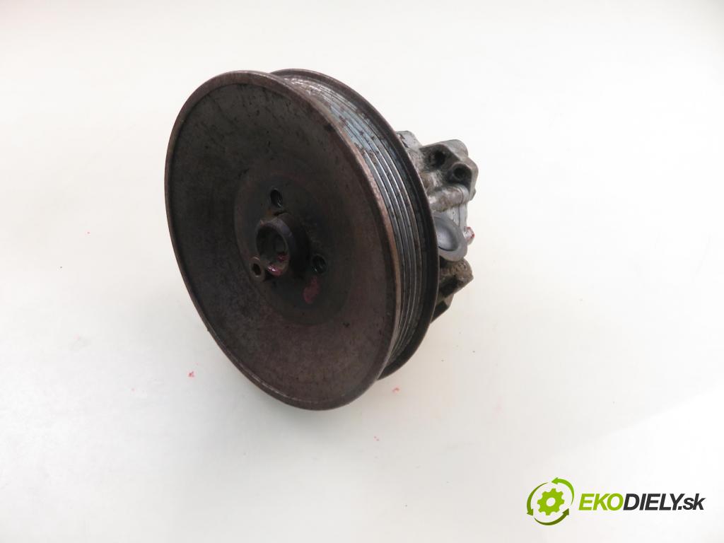 VW TRANSPORTER IV Skrzynia (70XA) BUS 1995 57,00 2.4 D 78 - AAB 2370,00 Pumpa servočerpadlo  (Servočerpadlo)