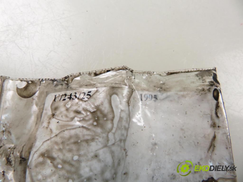 VW TRANSPORTER IV Skrzynia (70XA) BUS 1995 57,00 2.4 D 78 - AAB 2370,00 Pumpa servočerpadlo  (Servočerpadlo)