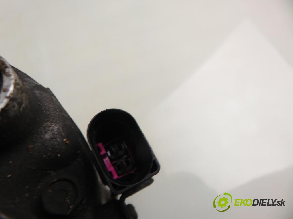 SKODA OCTAVIA I Combi (1U5) KOMBI 2004 74,00 1.9 TDI 4x4 - ATD 1896,00 KOMPRESOR: klimatizácie  (Kompresor klimatizácie)