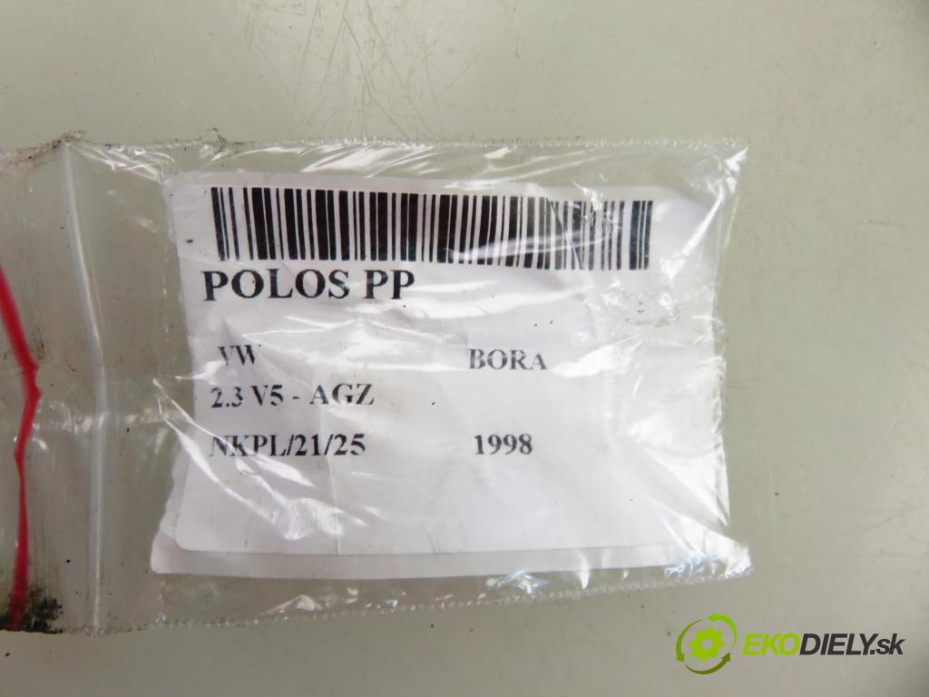 VW BORA (1J2) SEDAN 1998 110,00 2.3 V5 - AGZ 2324,00 Poloos PP 1J0407272BT