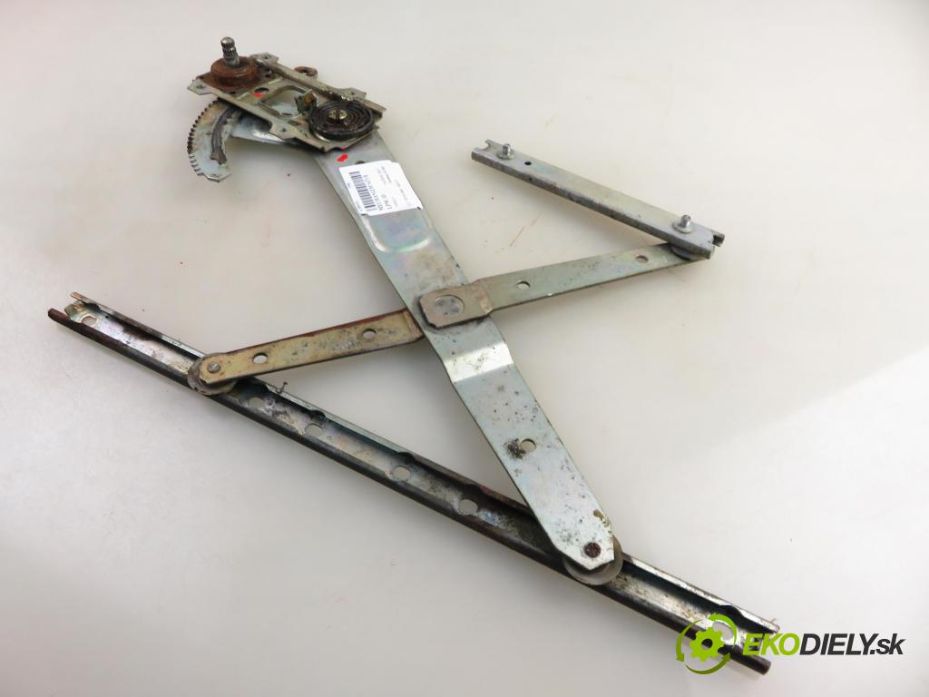NISSAN PATROL III/1 Hardtop (K160) TERENOWY 1988 81,00 3.2 TD R6 (K160) 110 - SD33T 3246,00 mechanismus oken LPM 3D