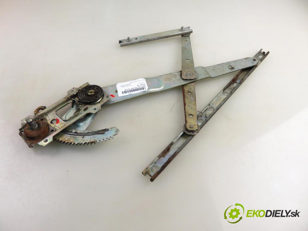NISSAN PATROL III/1 Hardtop (K160) TERENOWY 1988 81,00 3.2 TD R6 (K160) 110 - SD33T 3246,00 mechanismus oken LPM 3D