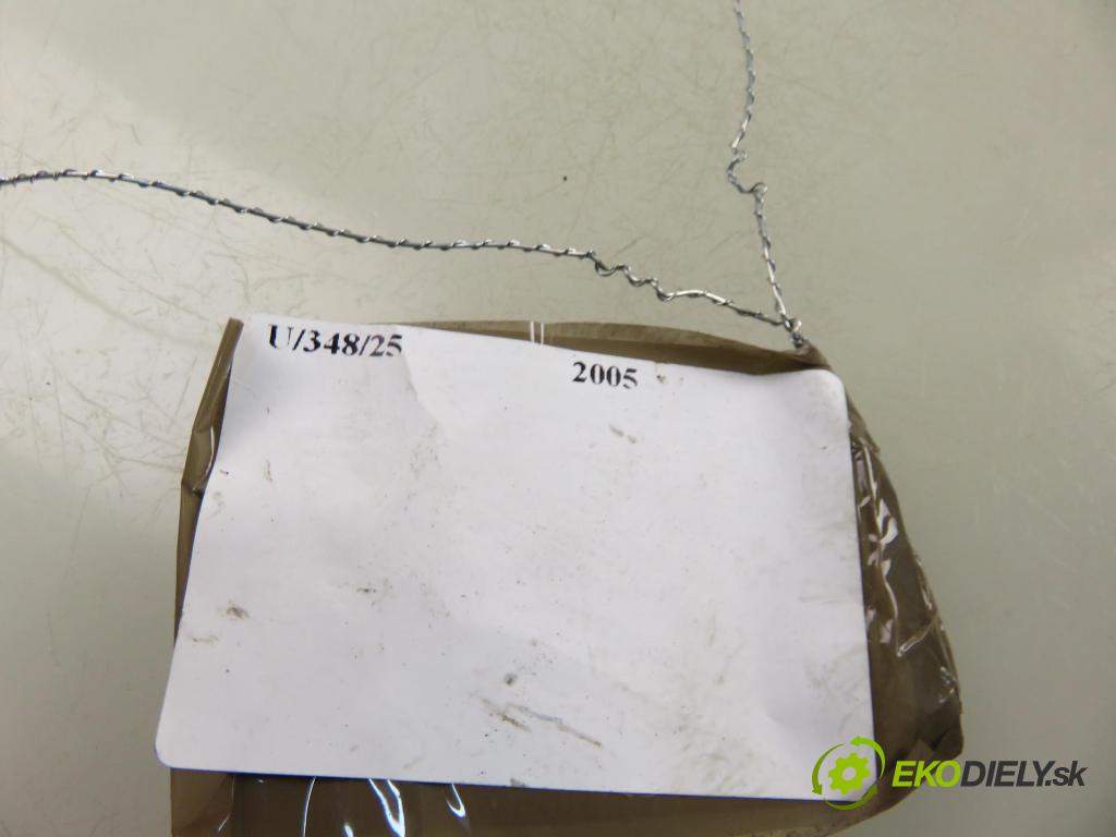 OPEL VIVARO A Skrzynia (X83) FURGON 2005 99,00 2.5 DTI 135 - G9U 730 2464,00 Potenciometer plynu 7700313060 ; 6PV00811914 (Potenciometer plynového pedálu)