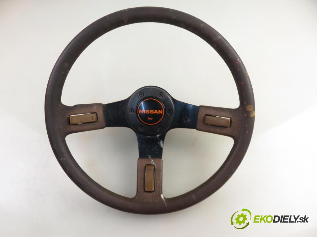 NISSAN PATROL III/1 Hardtop (K160) TERENOWY 1988 81,00 3.2 TD R6 (K160) 110 - SD33T 3246,00 volant  (Volant)
