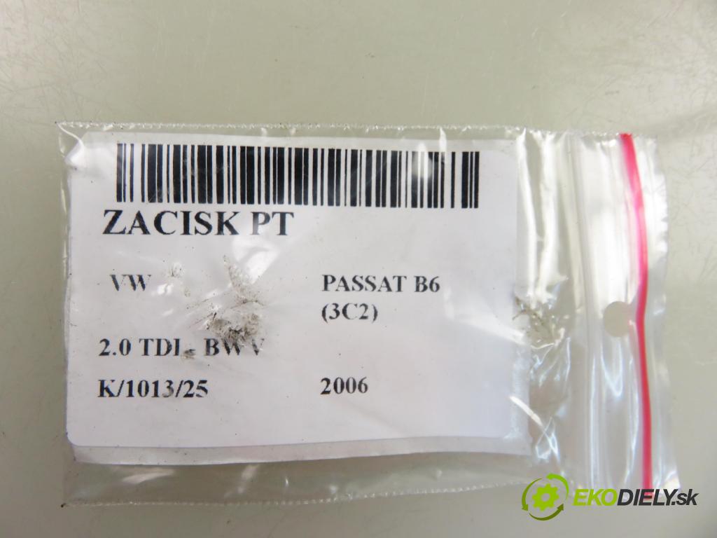 VW PASSAT B6 (3C2) SEDAN 2006 88,00 2.0 TDI - BWV 1968,00 Brzdič strmeň pravé zadné