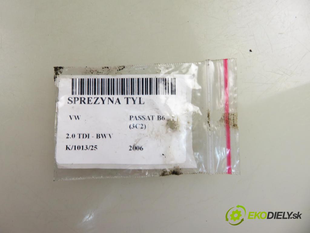 VW PASSAT B6 (3C2) SEDAN 2006 88,00 2.0 TDI - BWV 1968,00 Pružina zadné