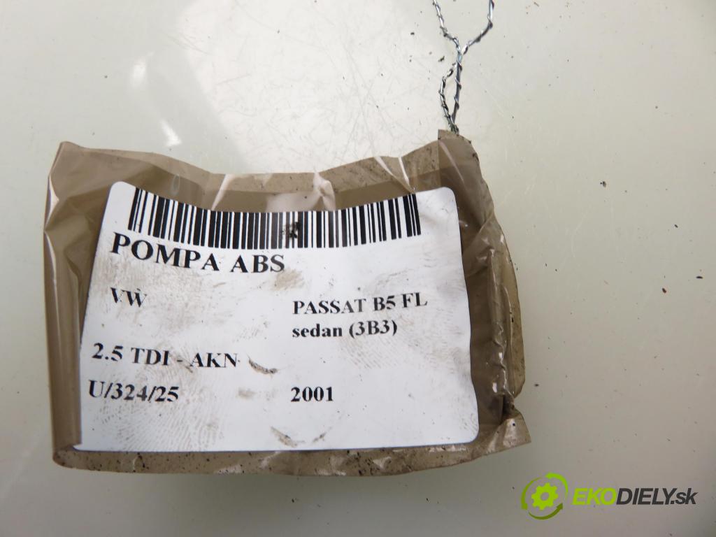VW PASSAT B5.5 (3B3) SEDAN 2001 110,00 2.5 TDI - AKN 2496,00 pumpa ABS 0265202401 (Pumpa ABS)